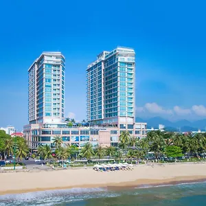Отель Diamond Bay